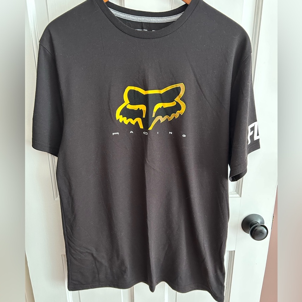 Fox Men's Black and Gold Shirt